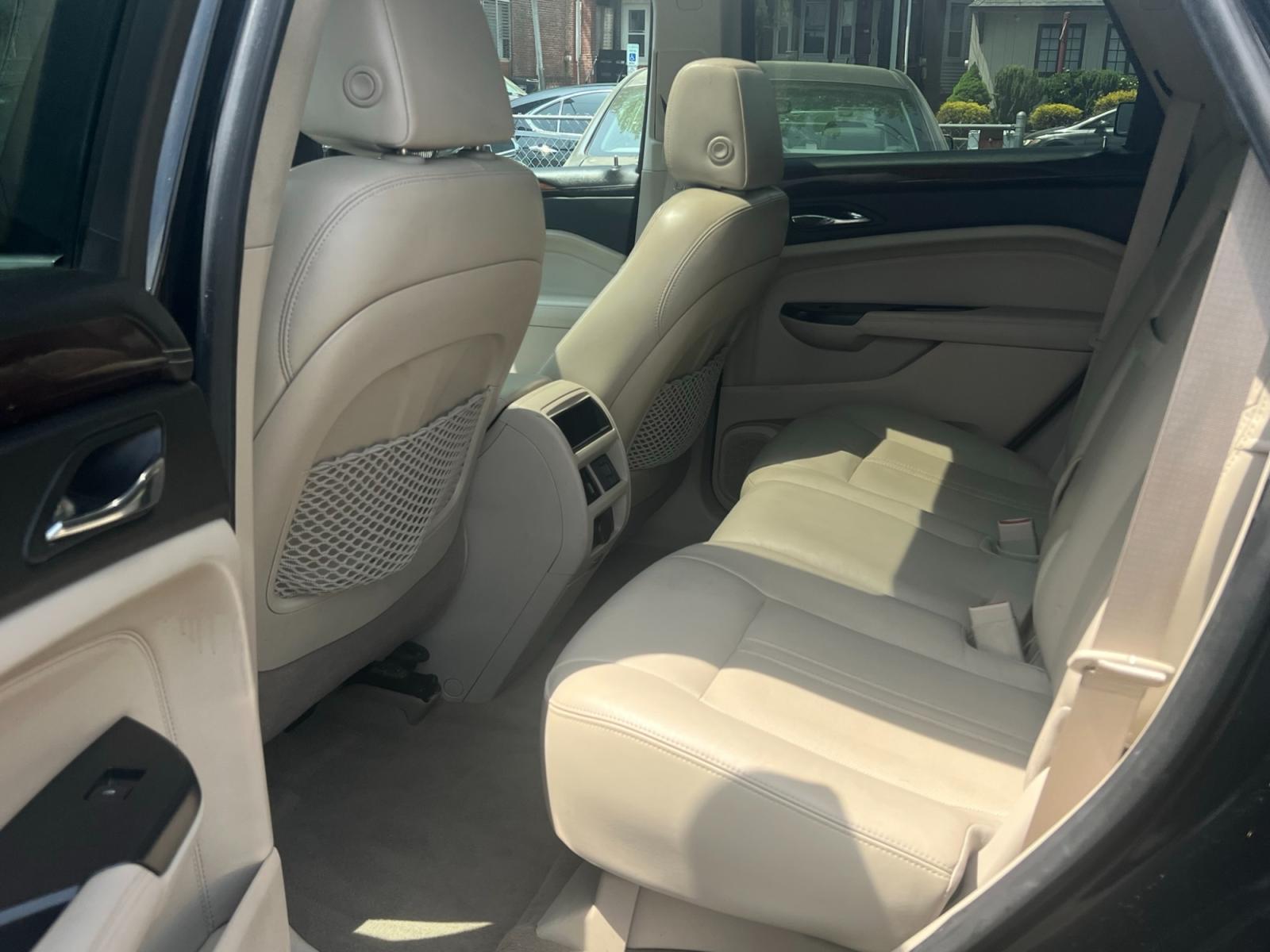 2013 BLACK /Beige leather Cadillac SRX (3GYFNGE37DS) , located at 1018 Brunswick Ave, Trenton, NJ, 08638, (609) 989-0900, 40.240086, -74.748085 - Can you say "Brand New" because that is exactly what this vehicle is.. Brand new in every way with only 29k Miles on it!! A must see in every way! - Photo #10